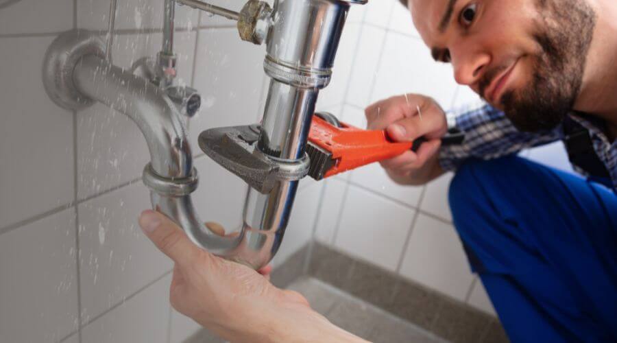 Professional same day plumber services in Forreston, IL